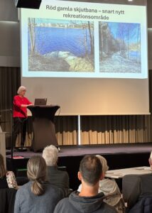 Margareta Nordström håller föredrag om Biologiks mångfald på Kulturhuset Skagerack